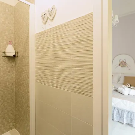 La Maison Romantique Bed and breakfast