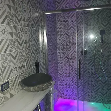 Nocleg ze śniadaniem Fc Relais 2*