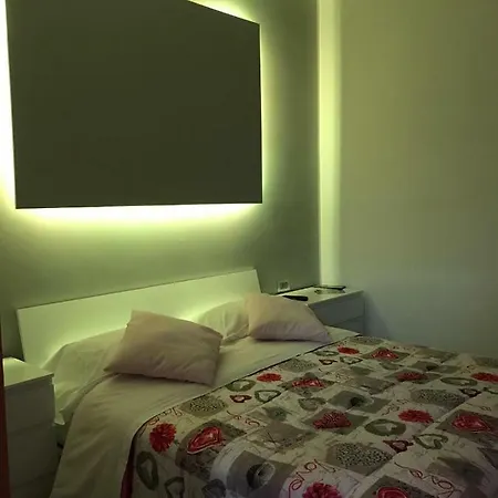 Fc Relais Nocleg ze śniadaniem Neapol
