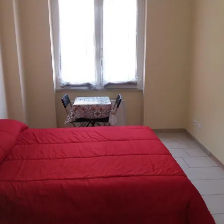 Guest house De Gasperi 5 Naples