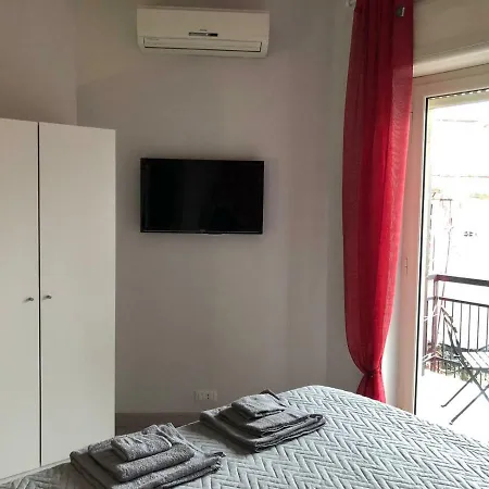 Easyhomeinnaples 3* Naples
