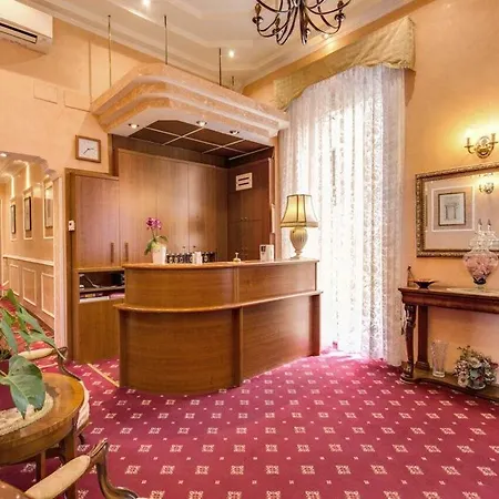 Hotel Martini 3*