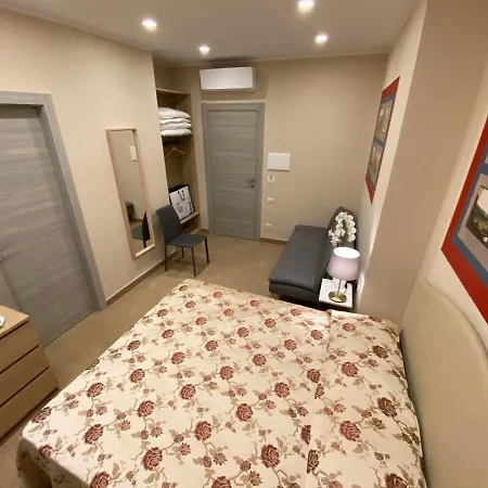 Mdc Luxury B&B 나폴리