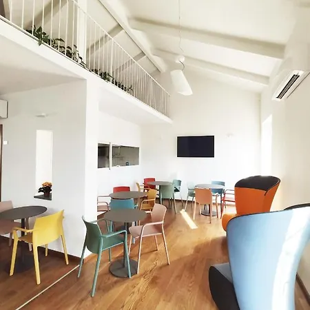 Hostal Tric Trac